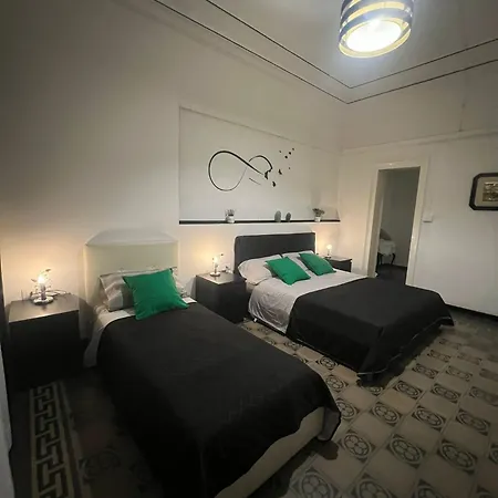 Ventimiglia 138 House 5* 카타니아